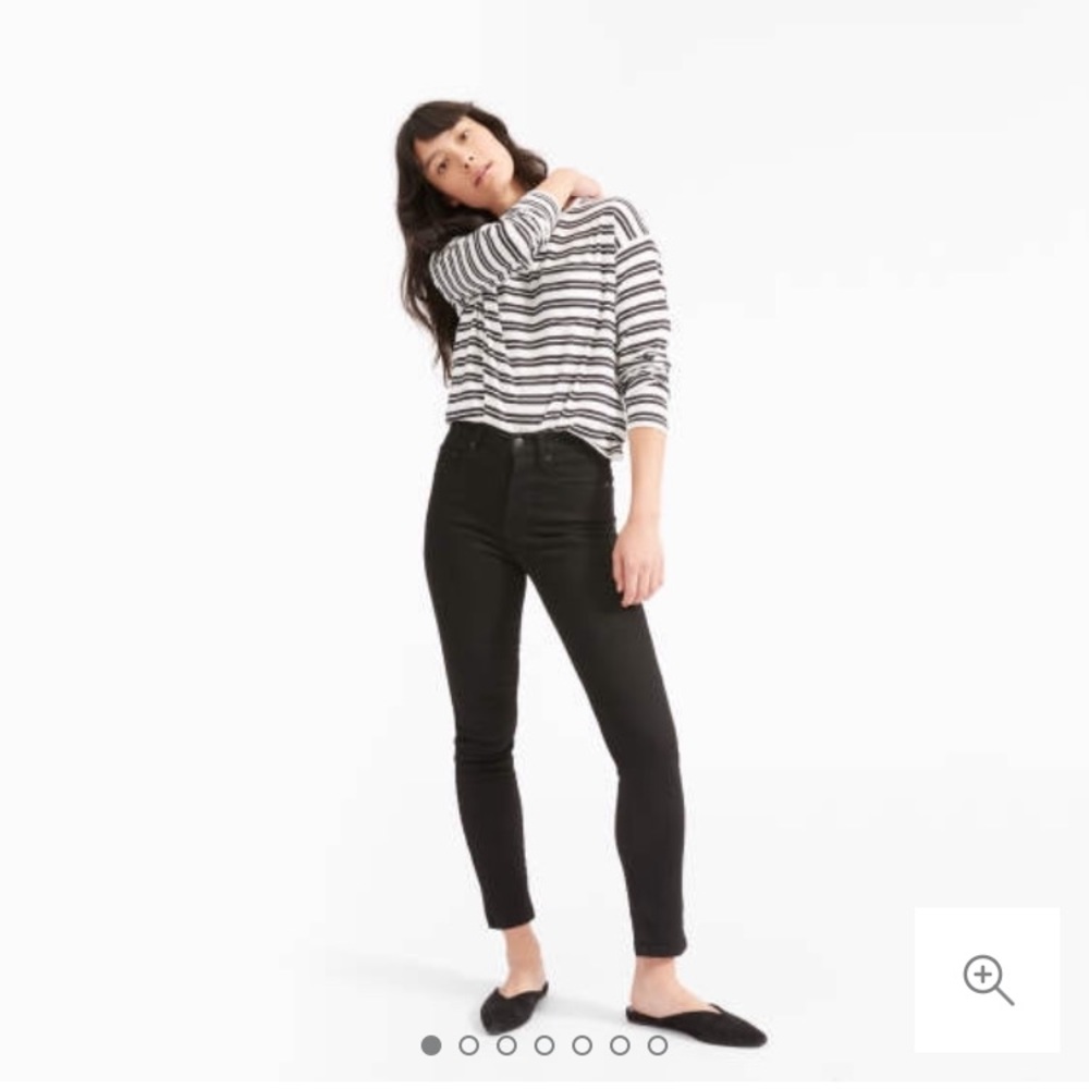 NWT - Everlane long sleeve box cut tee - M